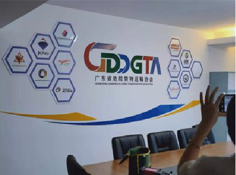 屏边公司走廊文化墙如何设计布置？